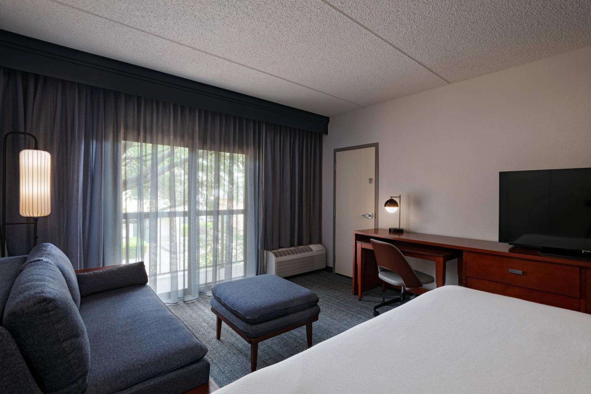 Courtyard By Marriott San Antonio Medical Center Hotel Ngoại thất bức ảnh