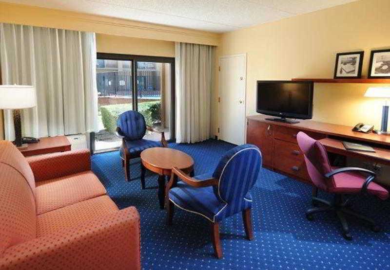 Courtyard By Marriott San Antonio Medical Center Hotel Ngoại thất bức ảnh
